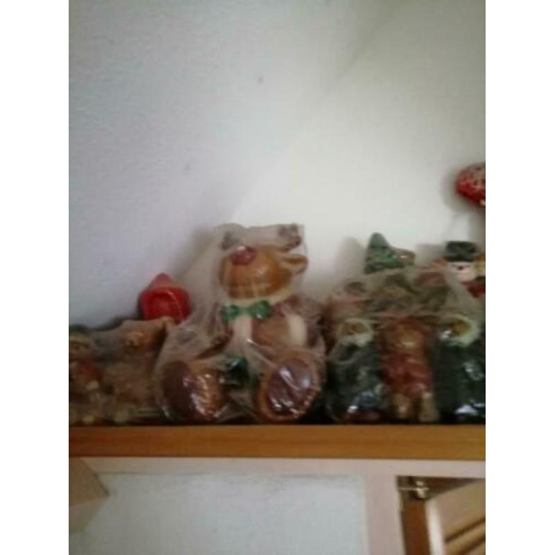 Doos vol met div.kaarsjes.Ook Pasen, Kerst.