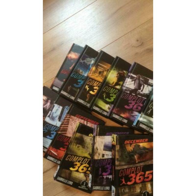 Spannende complete serie van: Complot 365. Gabrielle Lord