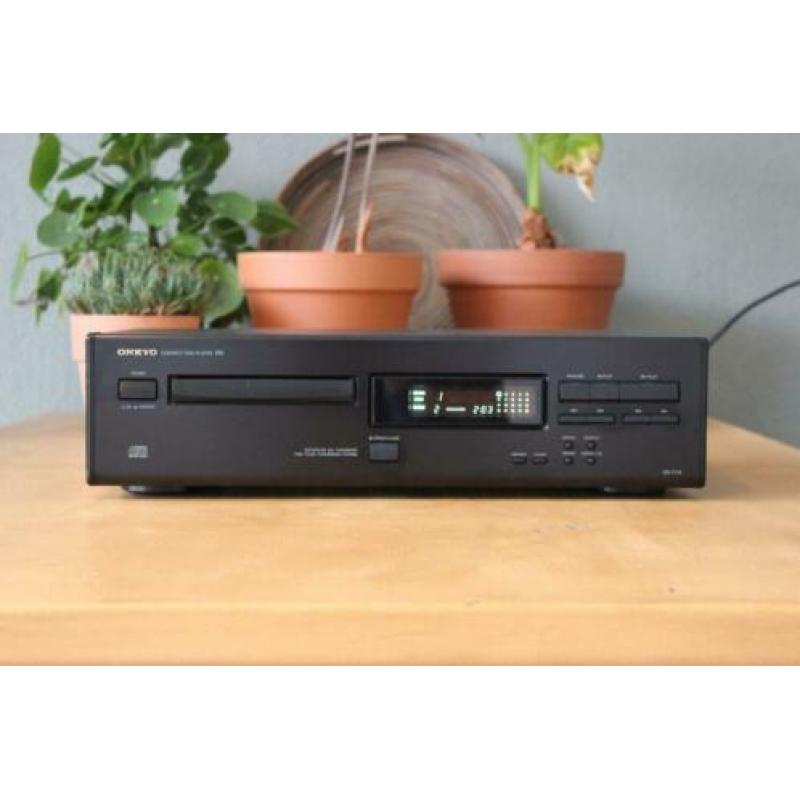 Onkyo DX-7110 R1 Compact Disc Player