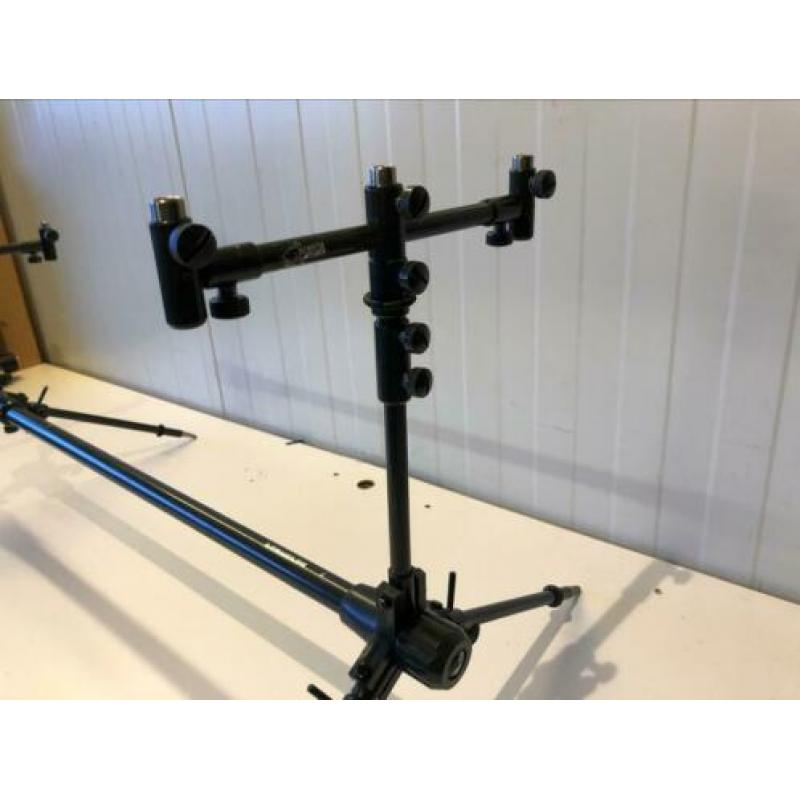 Nash powerpod rodpod 3 rod met adjustable buzz bars