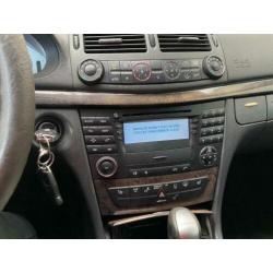 Mercedes E-Klasse 2.1 CDI E220 Sedan AUT 2003 Blauw