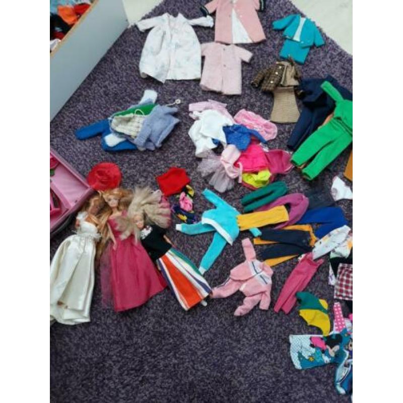 Barbie kleertjes