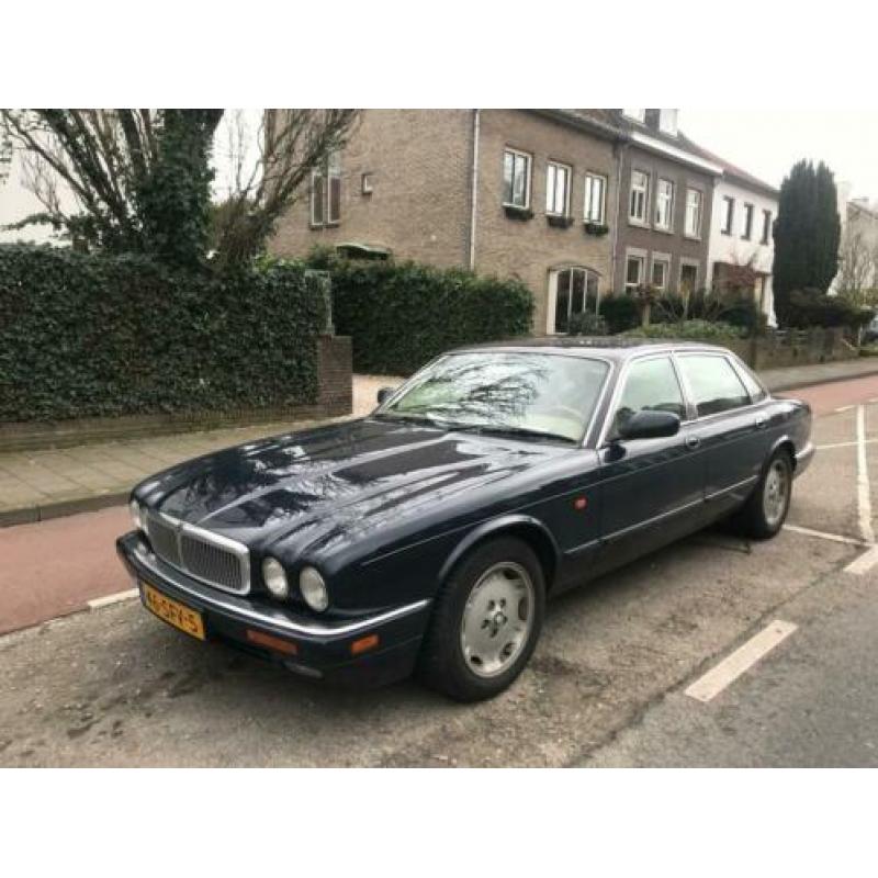 Jaguar XJ6 Sovereign 3.2 (X300) LPG3 Youngtimer