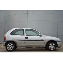 Opel Corsa 1.2i-16V Sport | Nieuwe APK | Airco | (bj 1999)