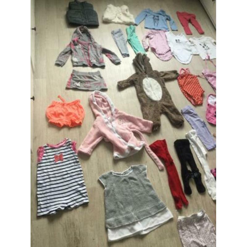 Te koop mooie kleding maat 74