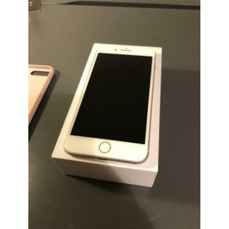 iPhone 7 Plus Silver 128GB - in perfect condition