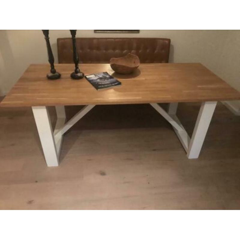 Eiken eettafel