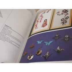 Origami – De kunst van het vouwen Everdien Tiggelaar.