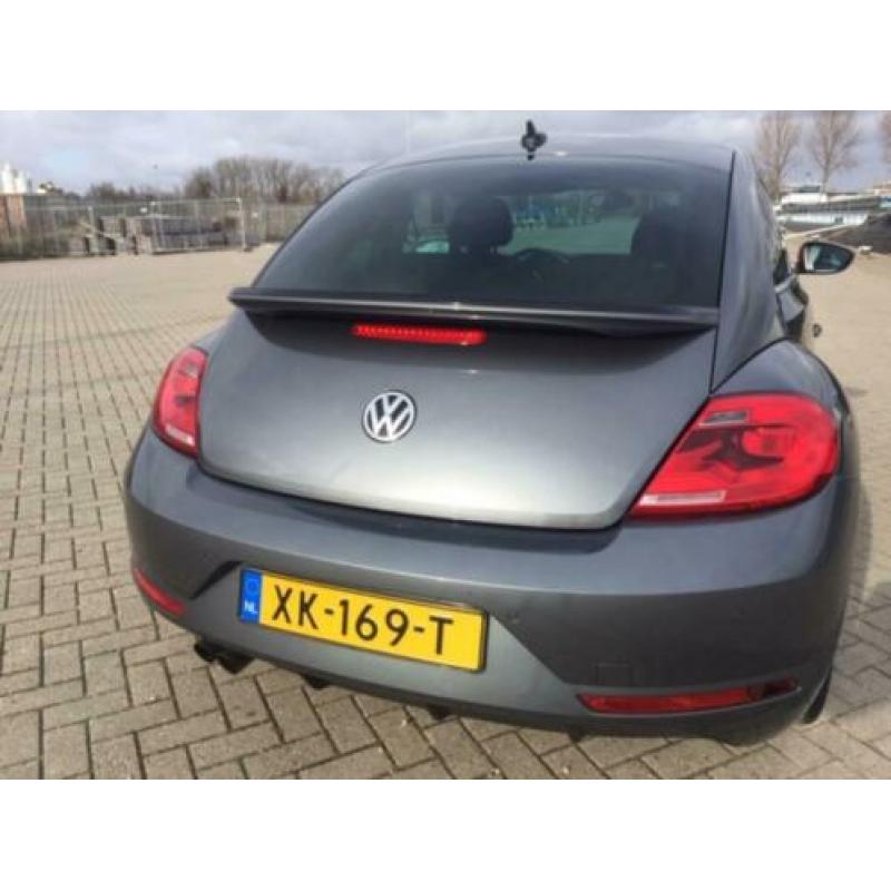 Volkswagen Beetle 1.4 TSI 150PK 2016 Grijs veel opties .