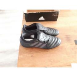 Nieuwe voetbalschoen adidas copa maat 44 .
