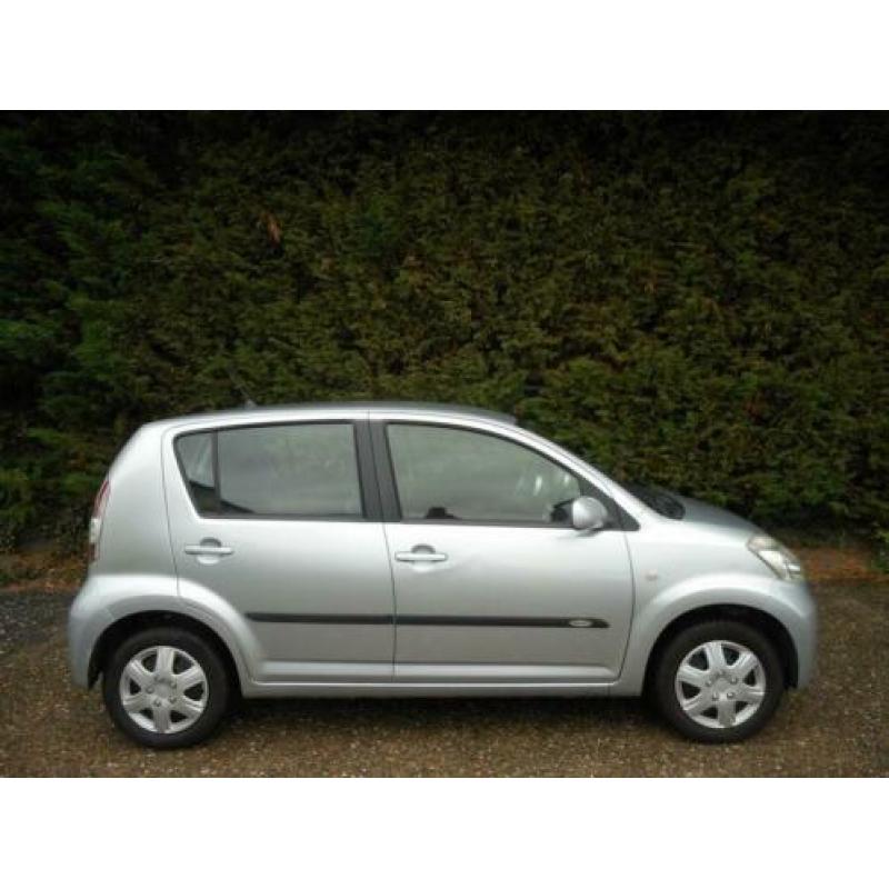 Daihatsu Sirion 2 1.3-16V Comfort / NAP / Goed werkende Airc