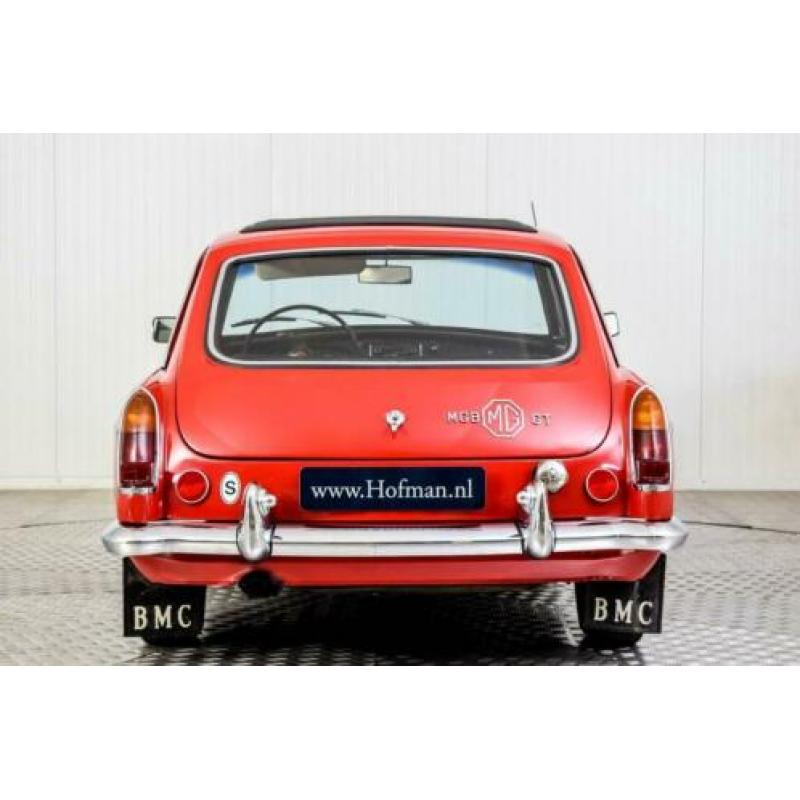 MG B MGB GT - Overdrive & Sunroof 50.000 km! (bj 1968)