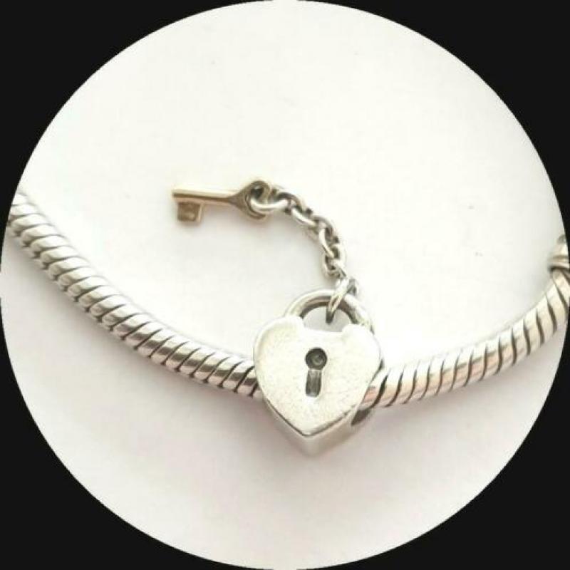 Pandora Hart met Gouden Sleutel 790288 / zilveren bedel