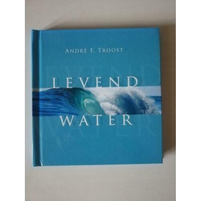 Serie van André F. Troost