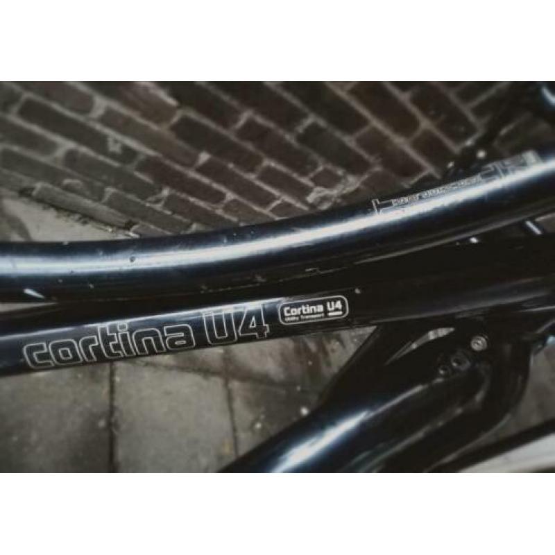 Mooie Cortina u4