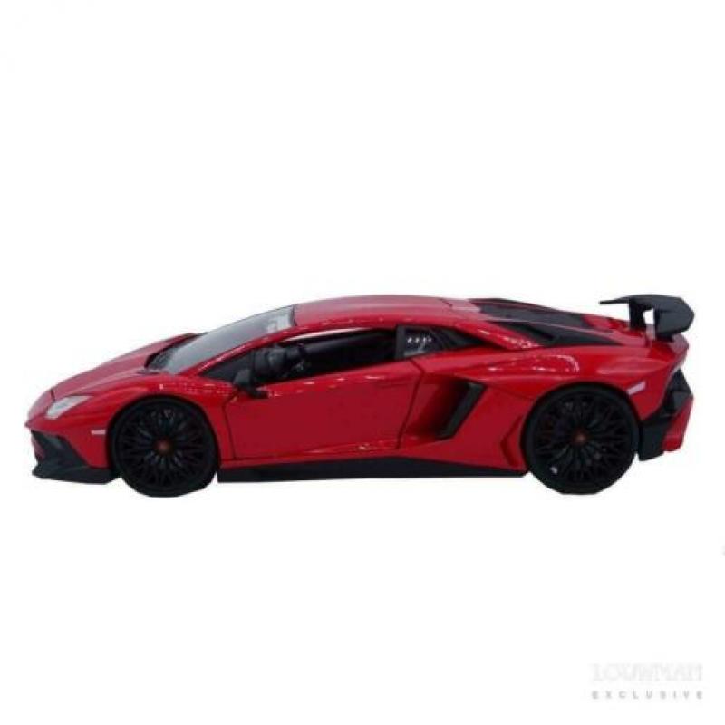 Lamborghini Aventador-SV Rood (1:18)