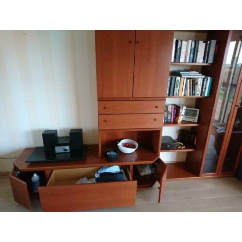 Kernsenhouten Hülsta wandmeubel te koop