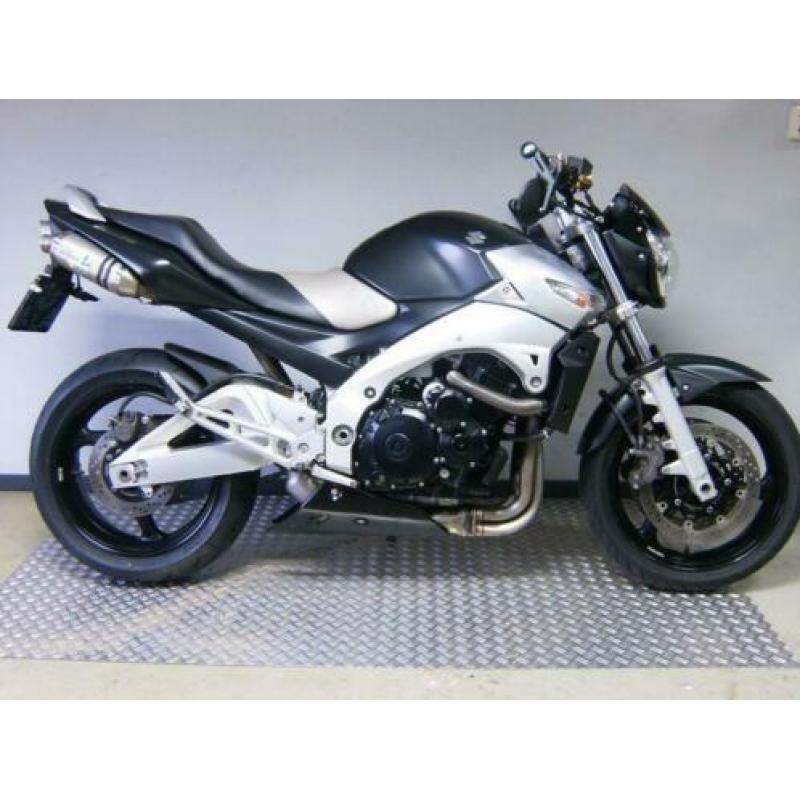 SUZUKI GSR 600 (bj 2007) GSR600