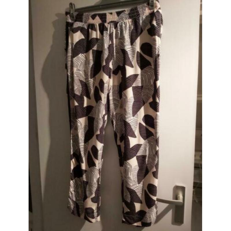 Nieuwe broek van QS mt 42 elastische band