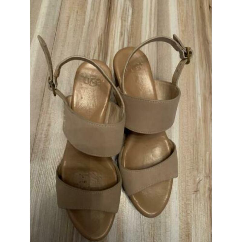 UGG Sleehak / Plateauzolen mt 37 (1x gedragen)