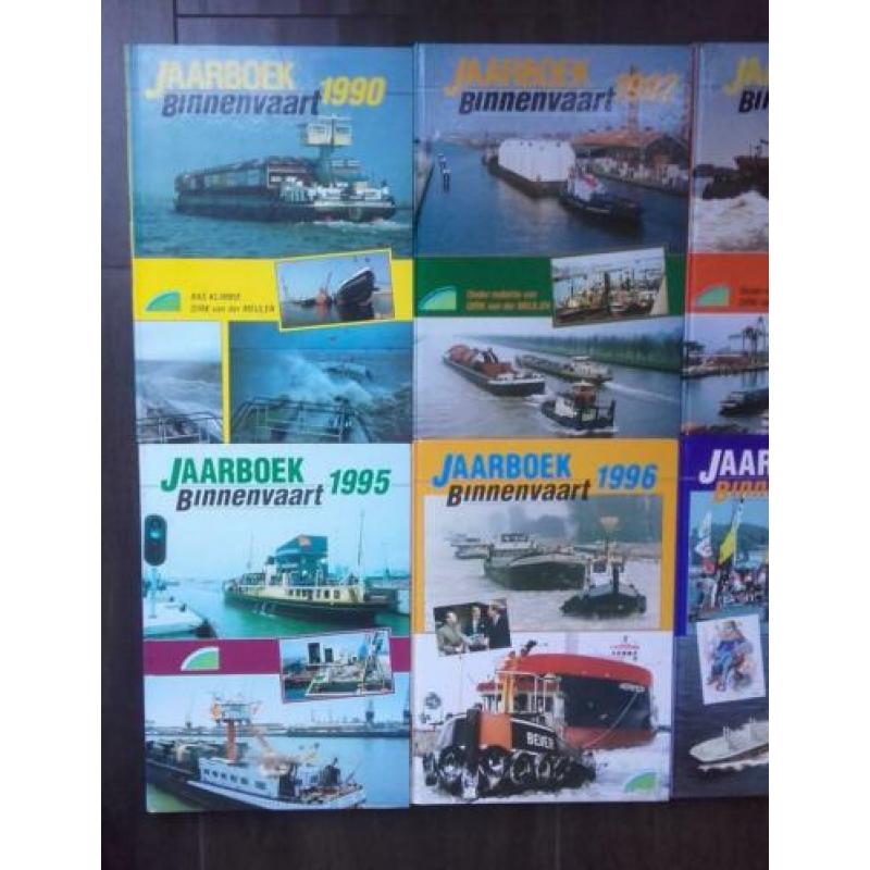 jaarboeken binnenvaart De Alk 1990 - 2001 als nieuw schepen