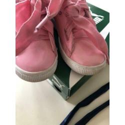 Puma meisje rozen in maat 29