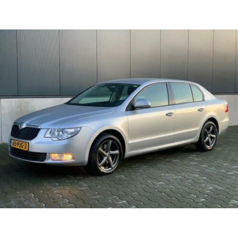Skoda Superb 1.4 TSI Comfort Airco/Apk/N.A.P