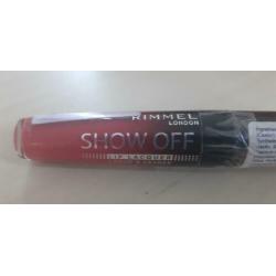 Rimmel Show Off lip lacquer/lipgloss - 401 Aurora 2 v €8,00