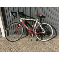 Peloton race fiets wielrenfiets goede staat
