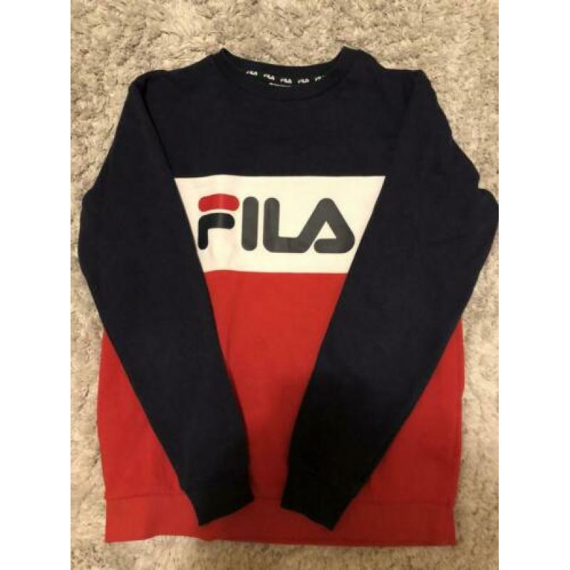 Fila trui/hoodie 146-152 XS