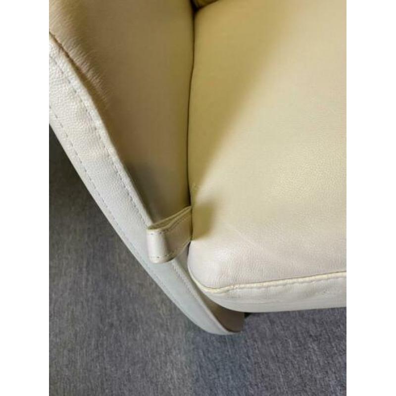 Crème kleurige lederen eettafelstoelen! 4 stuks