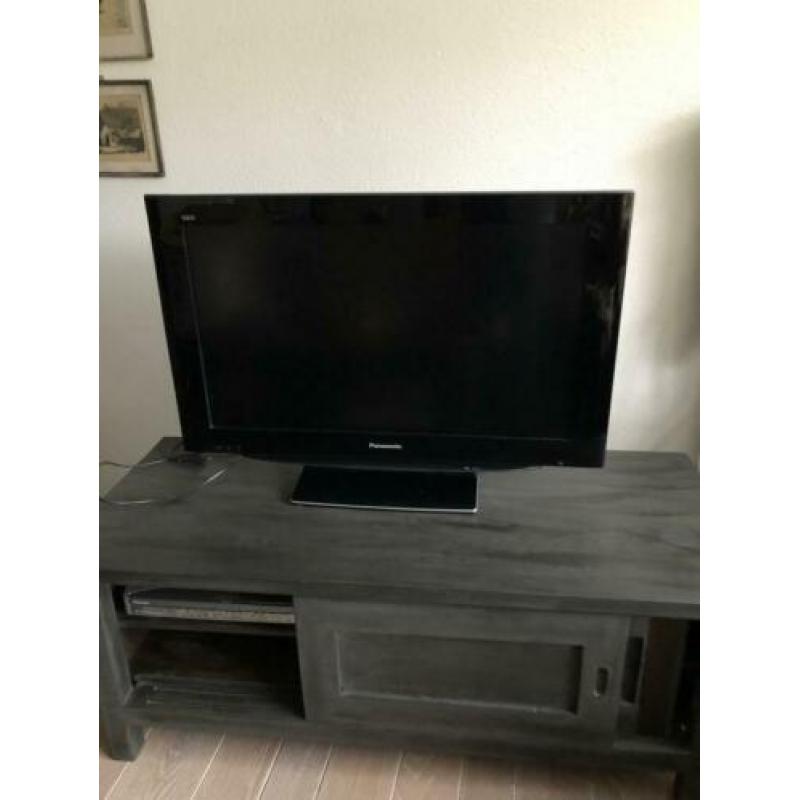 TV Panasonic 32 inch..