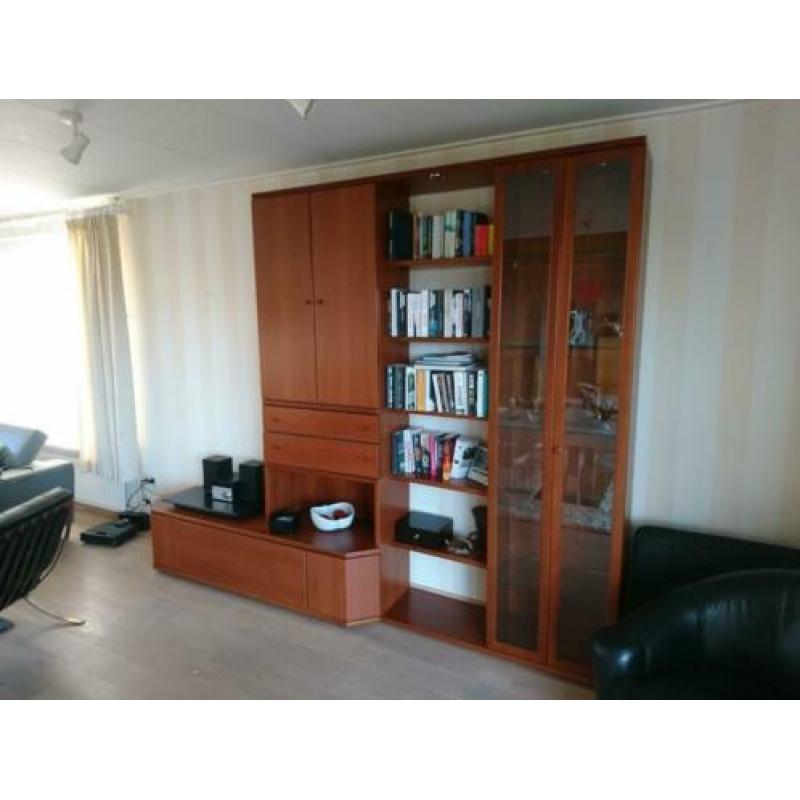 Kernsenhouten Hülsta wandmeubel te koop