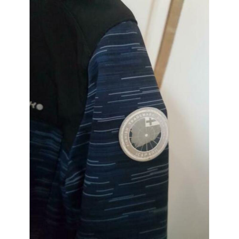 Soft Shell jas van Icepeak 128