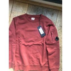 CP Company trui/sweater rood maat 164 nieuw