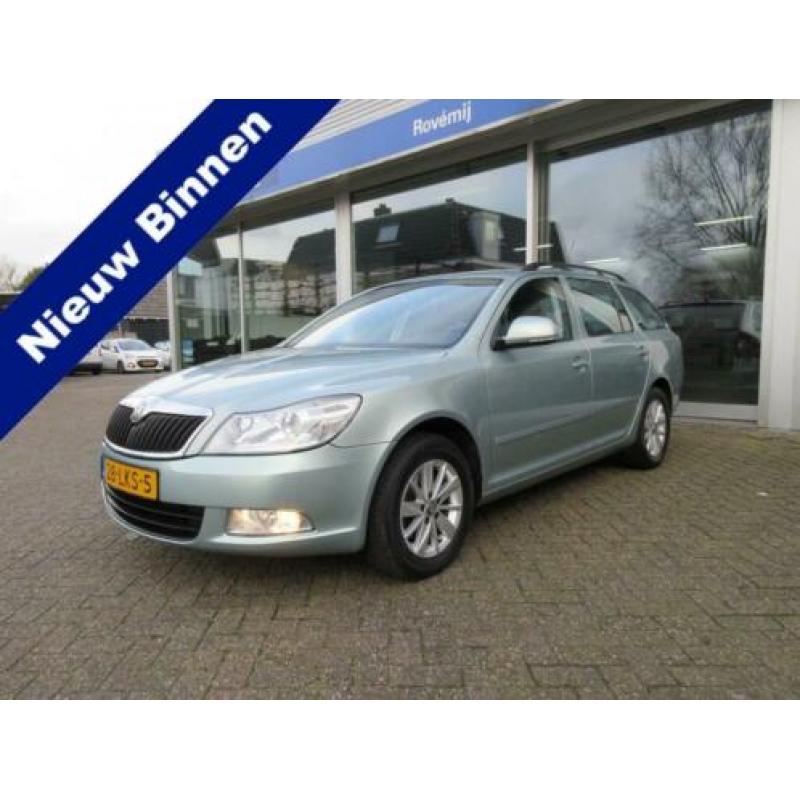 Skoda Octavia Combi 1.4 TSI Ambition Automaat/ Airco/ Trekha