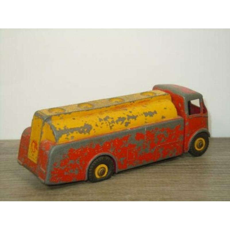 AEC Monarch Thompson Tank Shell - Dinky Toys 591 991 England