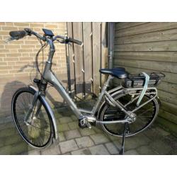 Nette Giant Prime + elektrische fiets middenmotor