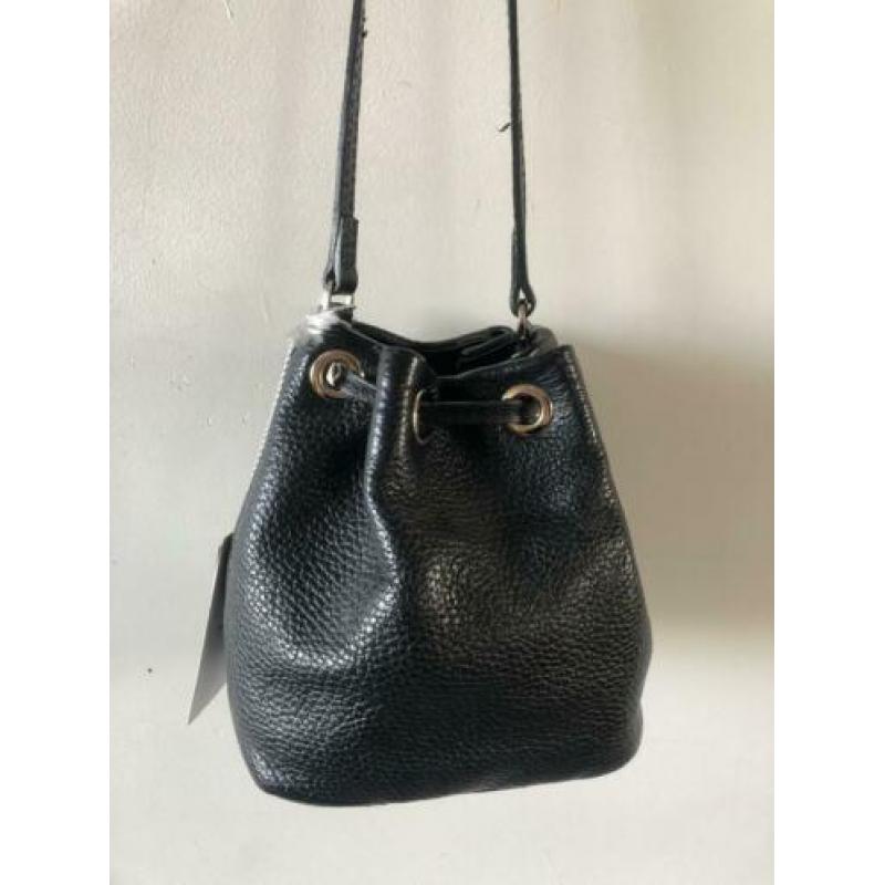 Patrizia Pepe bucket bag leer