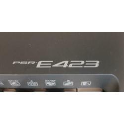 Keyboard Yamaha PSR E423
