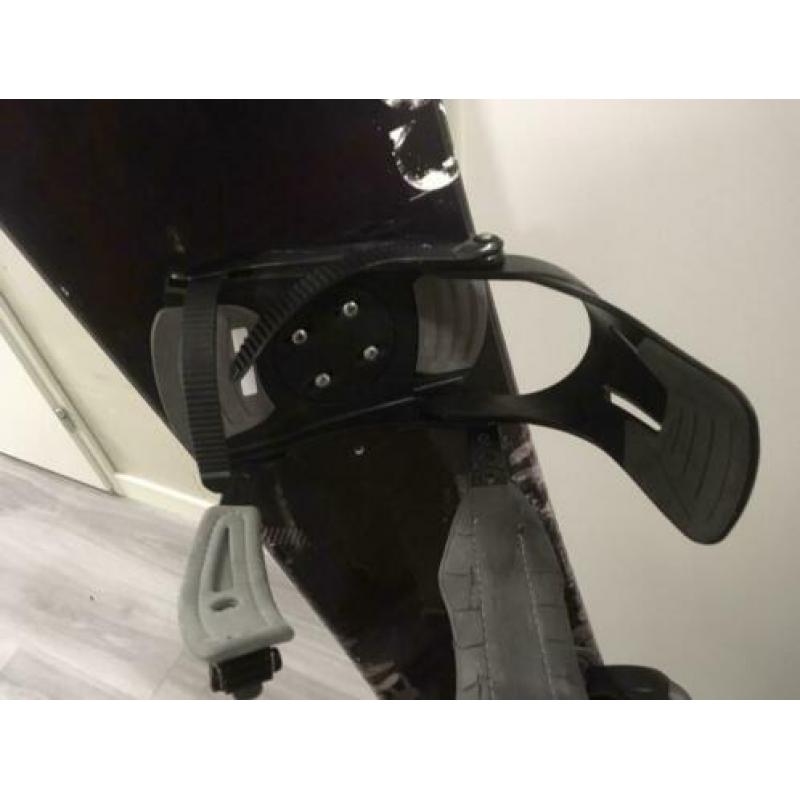 Snowboard 165 me bindingen