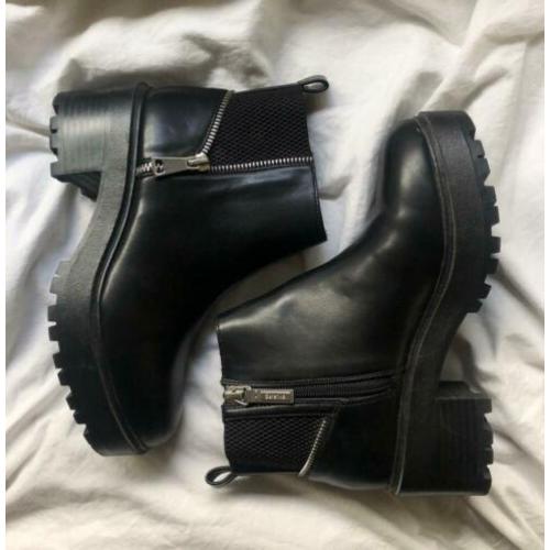 Nieuwe zwarte boots met rits details, imitatieleer, maat 35