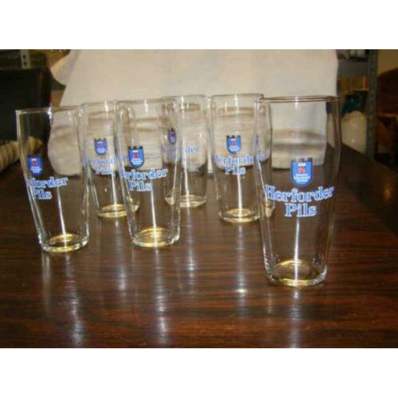 Zes Herforder bierglazen (A16 1328)