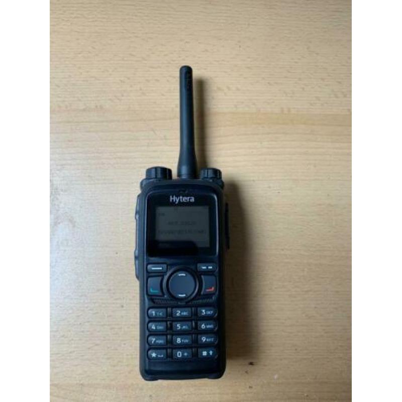 Hytera PD785