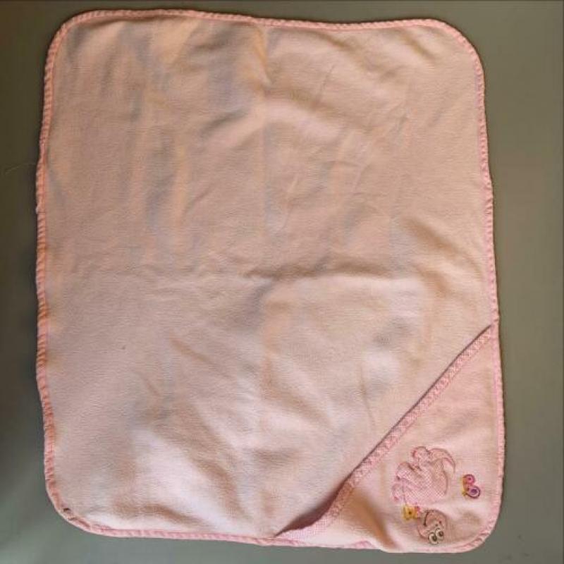 Diverse inbakerdoeken of capes voor baby’s