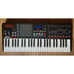 Akai MPK 249 midi controller, garantie tot 2022