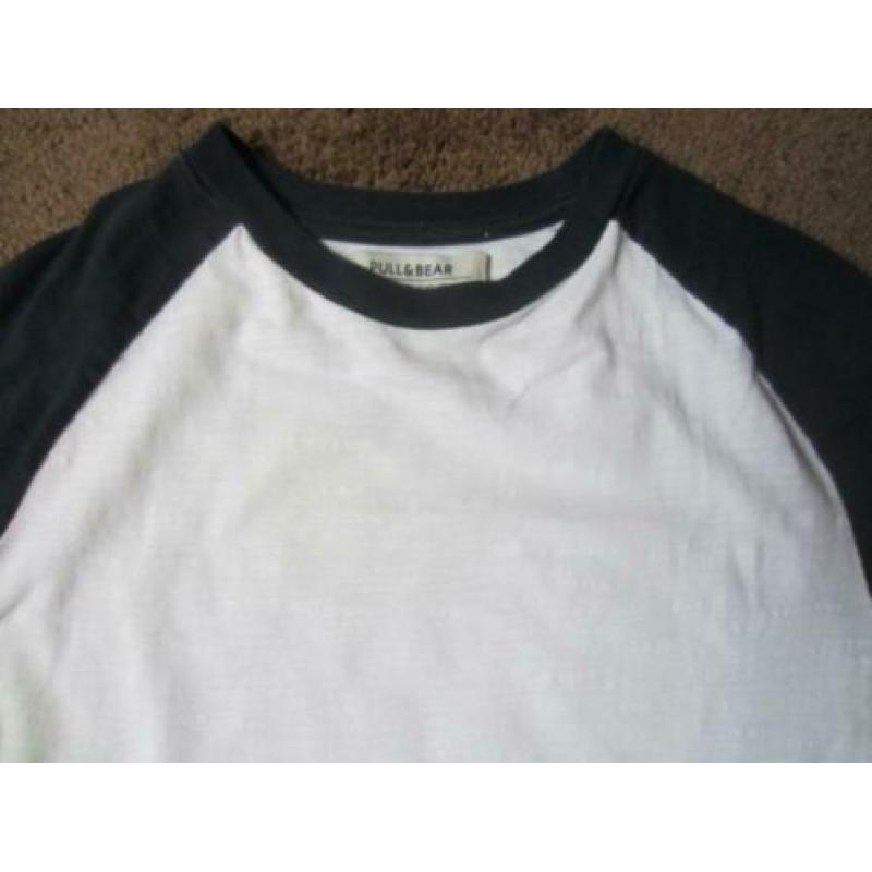 N77: Pull&Bear T-shirt baseball wit blauw mt S ZGAN. Wit m