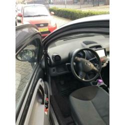 Toyota Aygo 1.0 12V Vvt-i 3DRS MMT 2006 Grijs (MP5 SPELER)