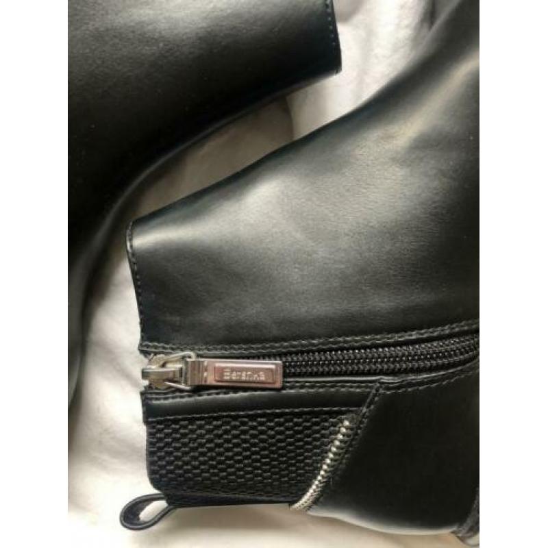 Nieuwe zwarte boots met rits details, imitatieleer, maat 35