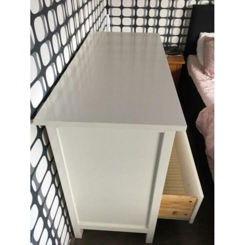 Hemnes kast wit!